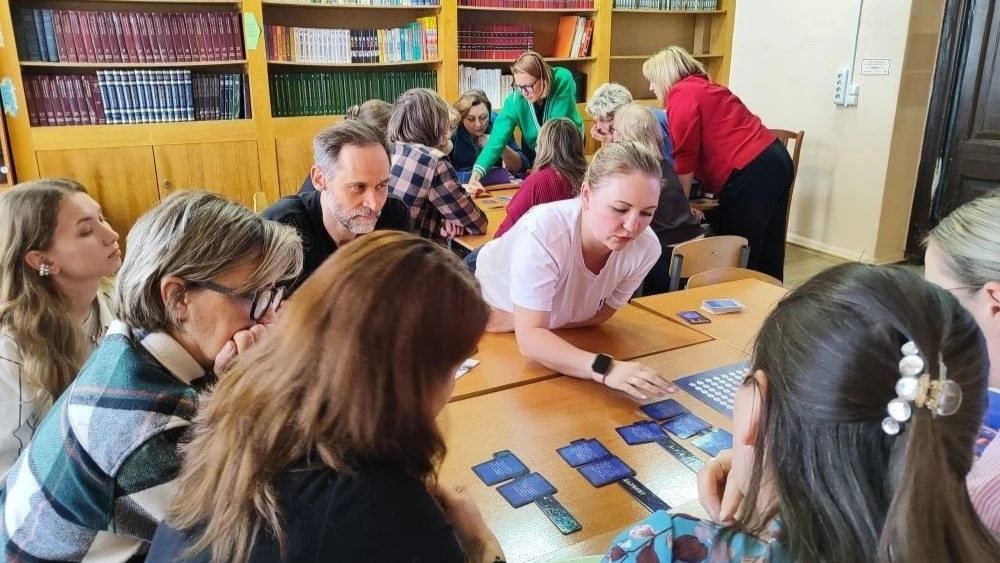 Более 120 сотрудников Просвета научились защищать молодёжь от современных угроз