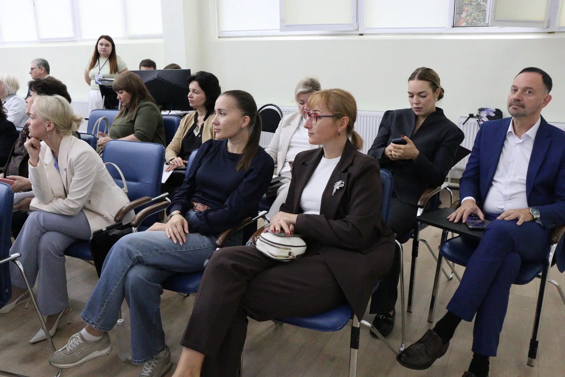Управленческие команды трех регионов знакомятся с лучшими практиками дошкольного образования Кубани