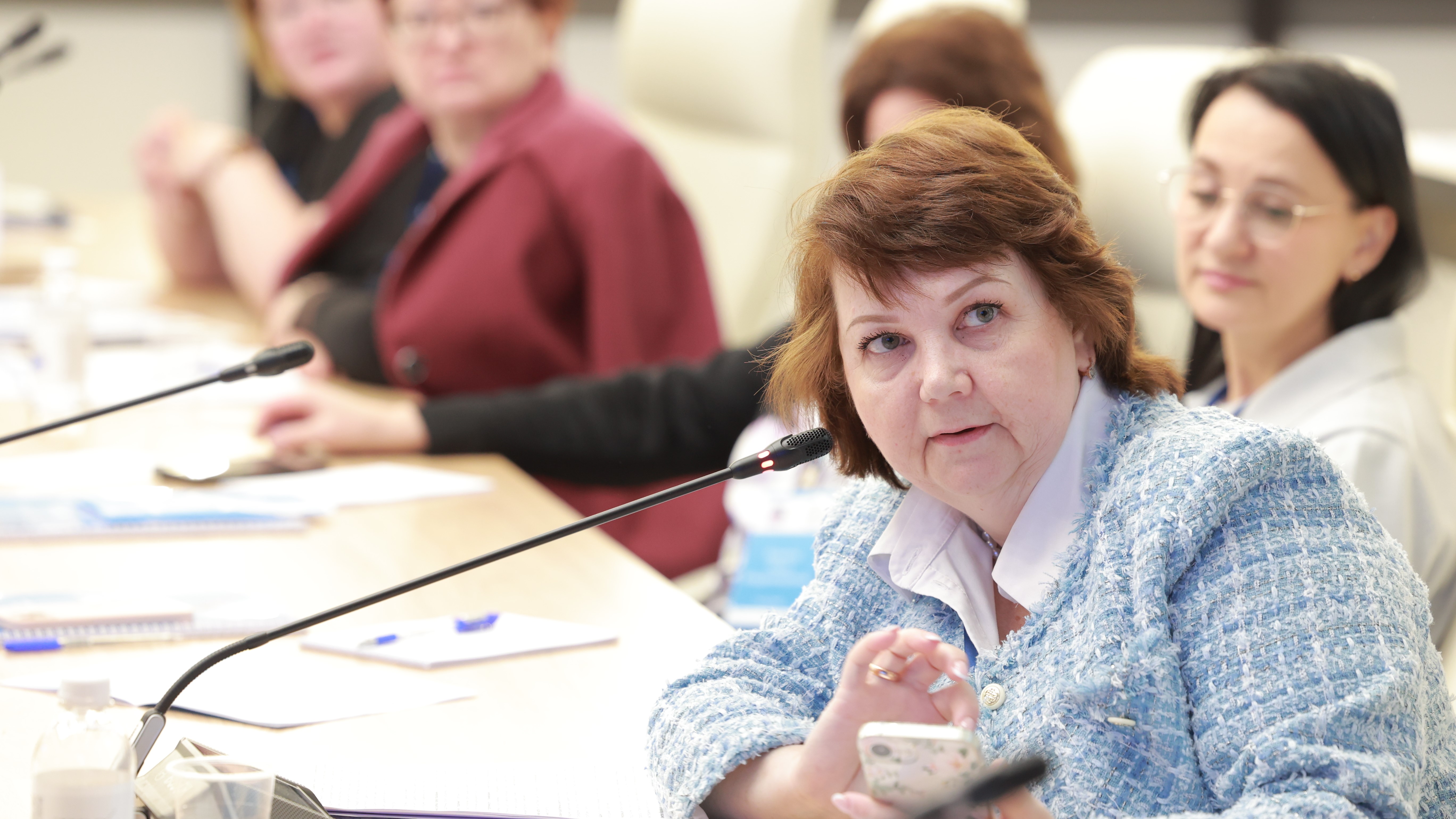 Школа начинается с директора: руководители школ Ленинградской области продолжают очное обучение в Просвете