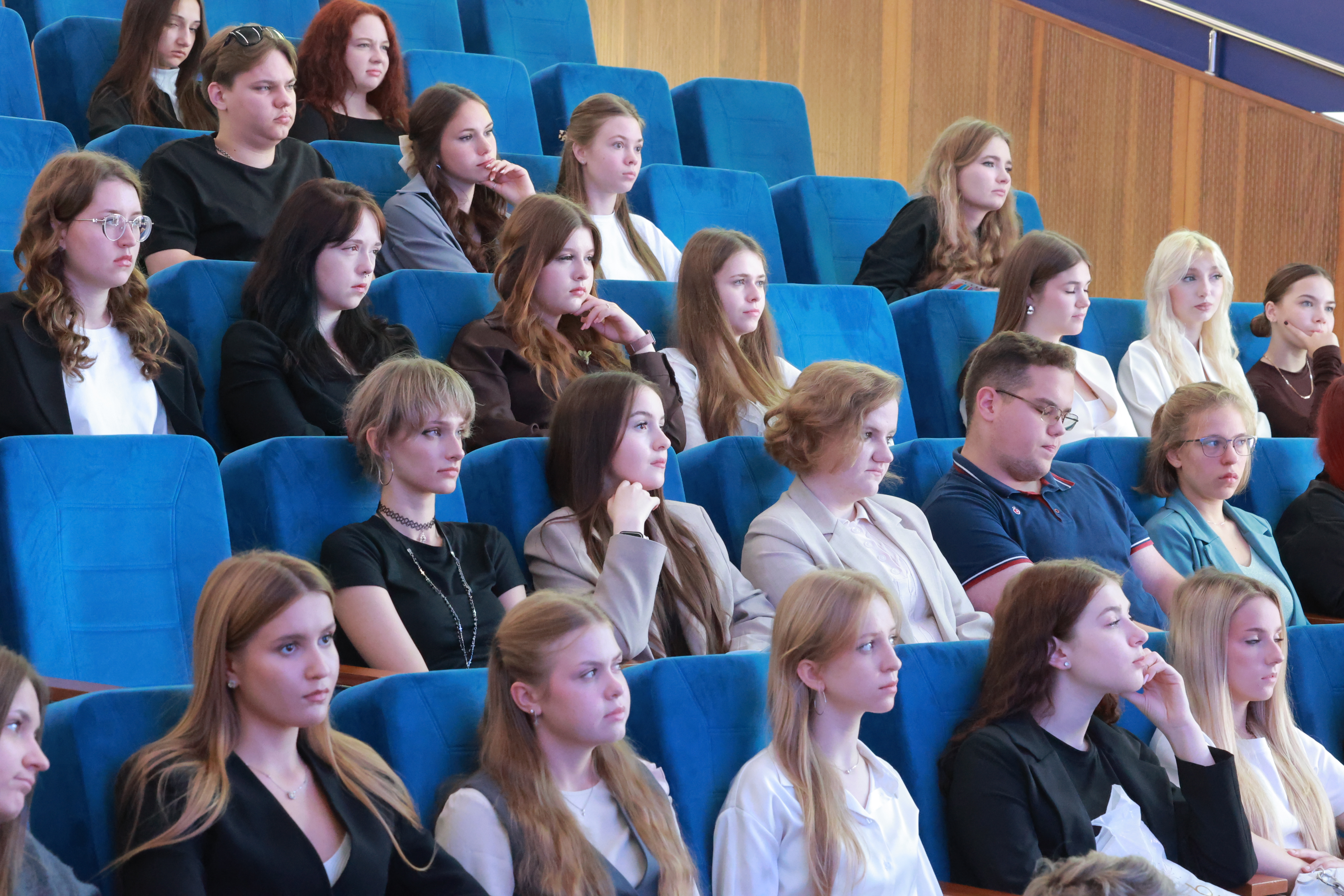 Добро пожаловать в Просвет: первокурсников факультета психологии познакомили с университетом